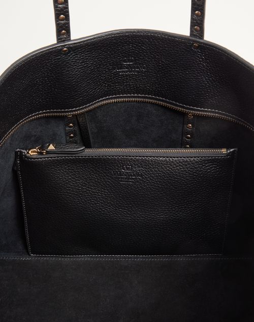 Valentino Garavani - Valentino Garavani Rockstud Shopping Bag In Grainy Calfskin - Black - Woman - Totes